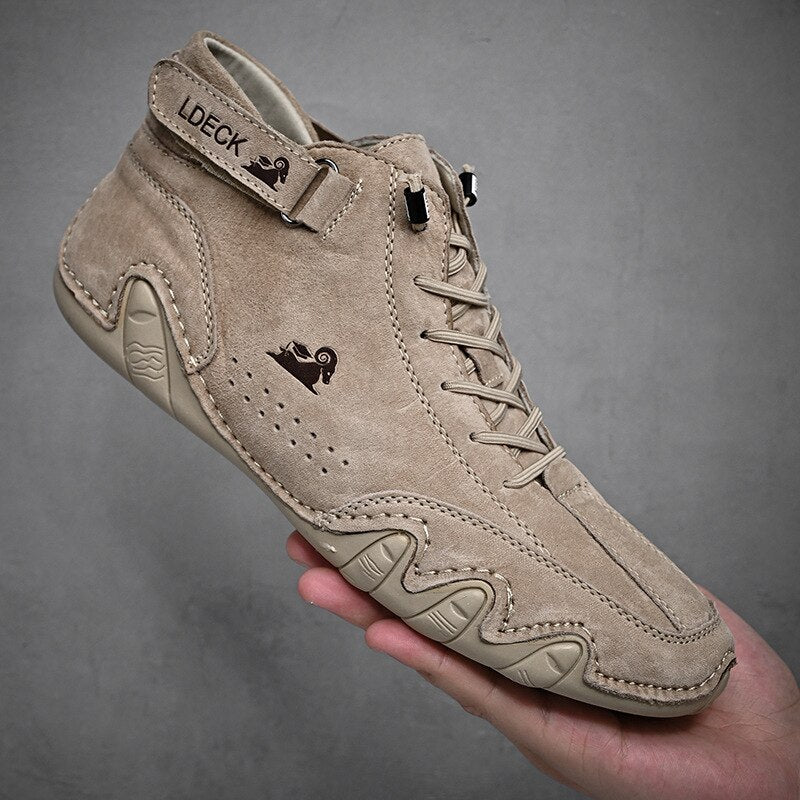 Handgemaakte suede sneakers